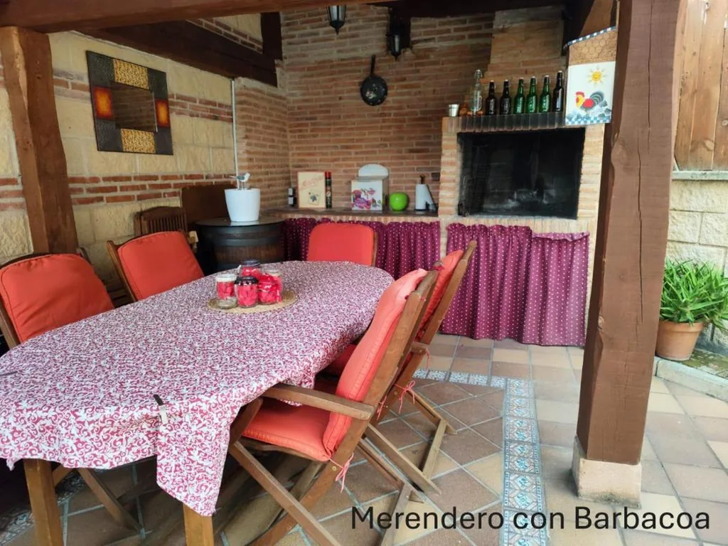 Casa de 4 dormitorios — Residencial Entreaguas