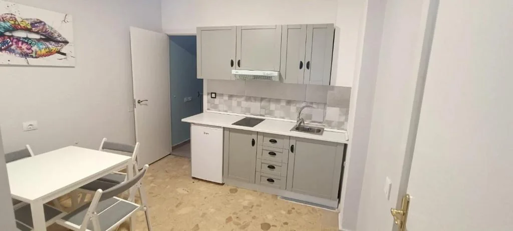 Camera Deluxe (2 adulti + 1 bambino) — Resort Suites Vecindario