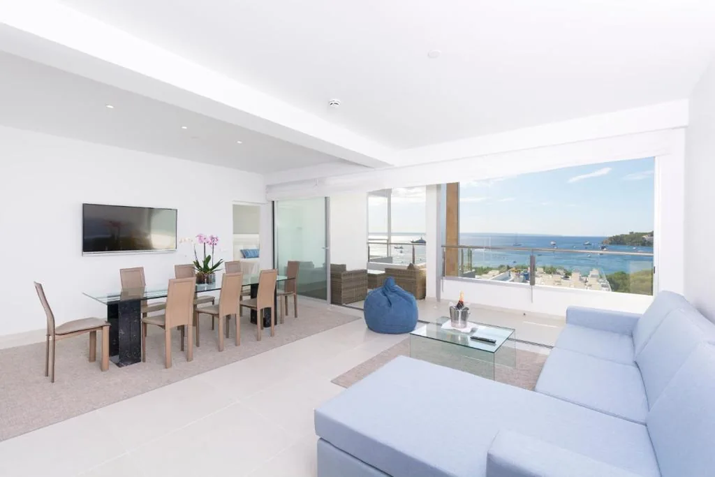 Suite Presidencial com vista para o mar e acesso ao salão executivo — Reverence Mare Hotel - Adults Only