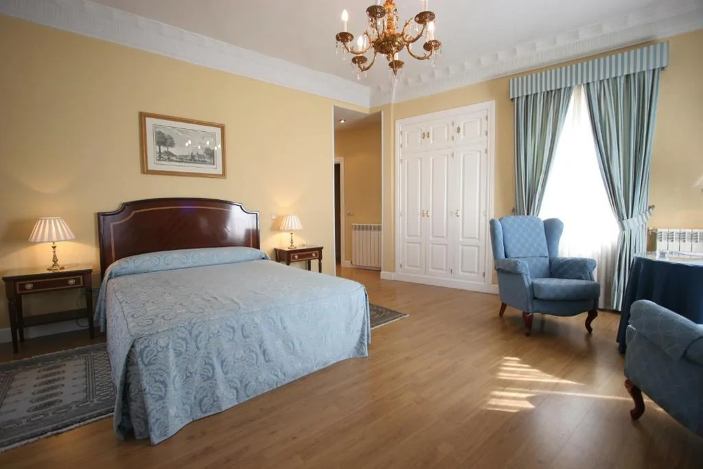 Grand-Deluxe-Doppelzimmer - 1 oder 2 Betten — Rincón de Gran Vía