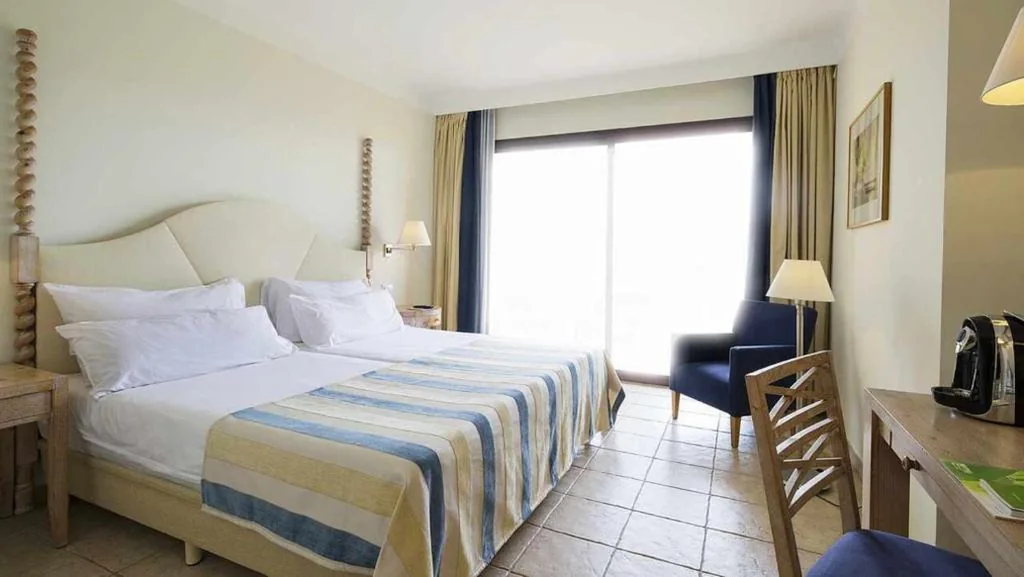 Economy-Doppelzimmer — ROBINSON Cala Serena