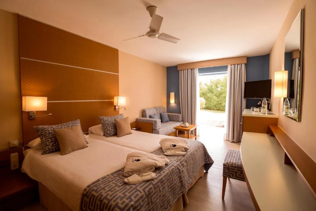 经济双人间 — ROBINSON ESQUINZO PLAYA - All Inclusive