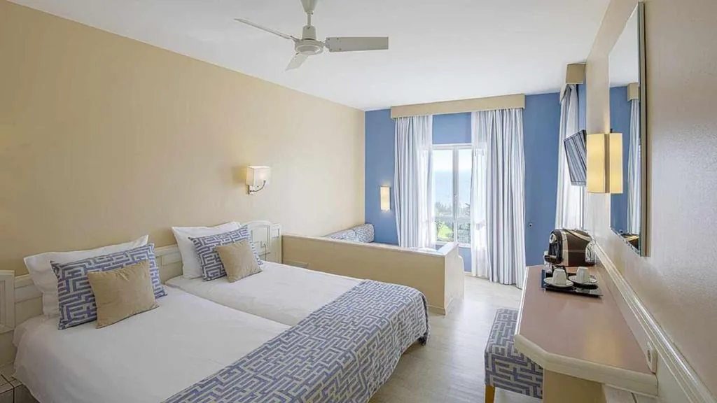 标准家庭间 — ROBINSON ESQUINZO PLAYA - All Inclusive
