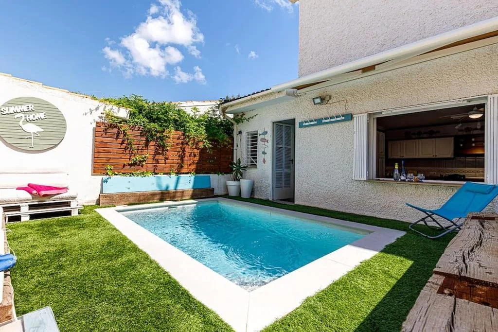 Villa de 3 dormitorios — Rocamar HHH con piscina privada a 120m de la playa 10 Pax