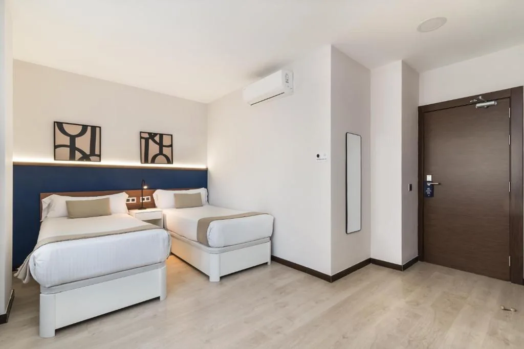 Habitación Doble — Roisa Hostal Boutique