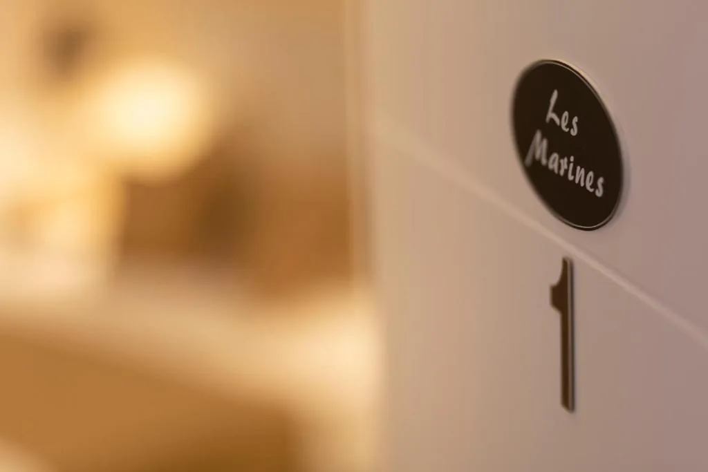 Deluxe Double Room — Room Boutique 32