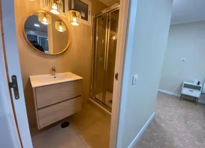 Room in Alicante with private bathroom and terrace — Foto 3