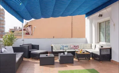 Room in Alicante with private bathroom and terrace — Foto 5