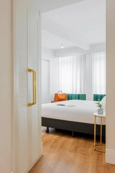 Room Mate Cosmo - City Centre, Valencia — foto 9
