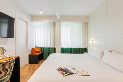 Room Mate Cosmo - City Centre, Valencia — foto 12