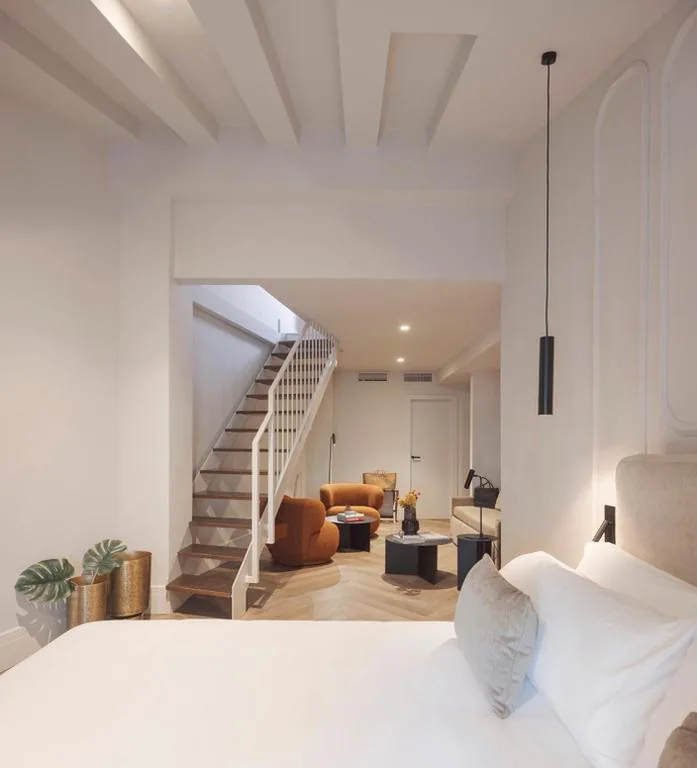 Alojamiento Biggy (5-6 adultos) — Room Mate Oliveira - City Centre, Valencia