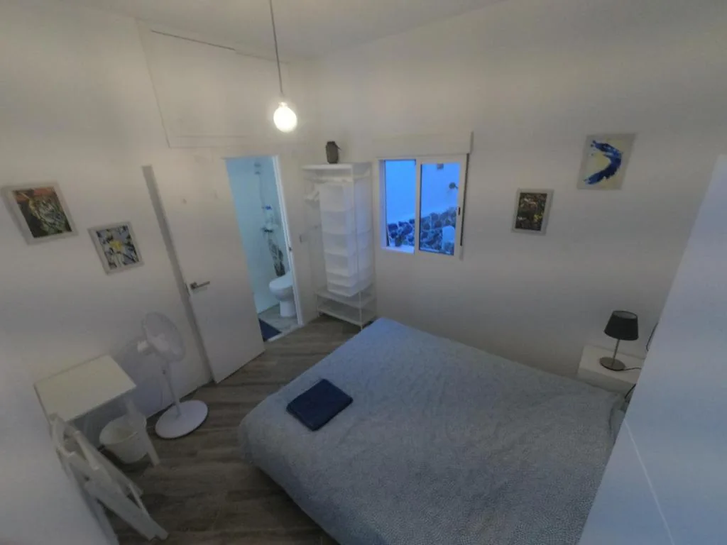 Room with Private Bathroom - Vivienda Vacacional Out of Blue