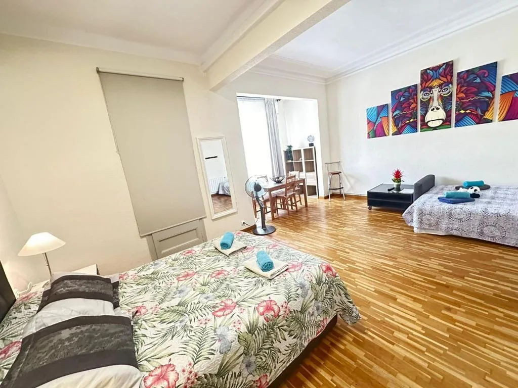 Camera quadrupla classica — Rooms Aribau