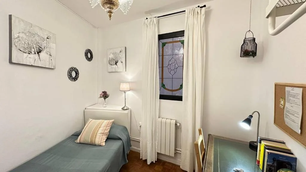 Kleines Einzelzimmer — Rooms Luisa