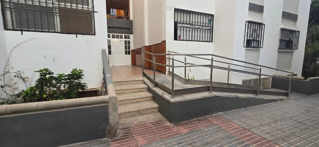 Quarto Individual com casa de banho partilhada — Rooms Plaza hierro