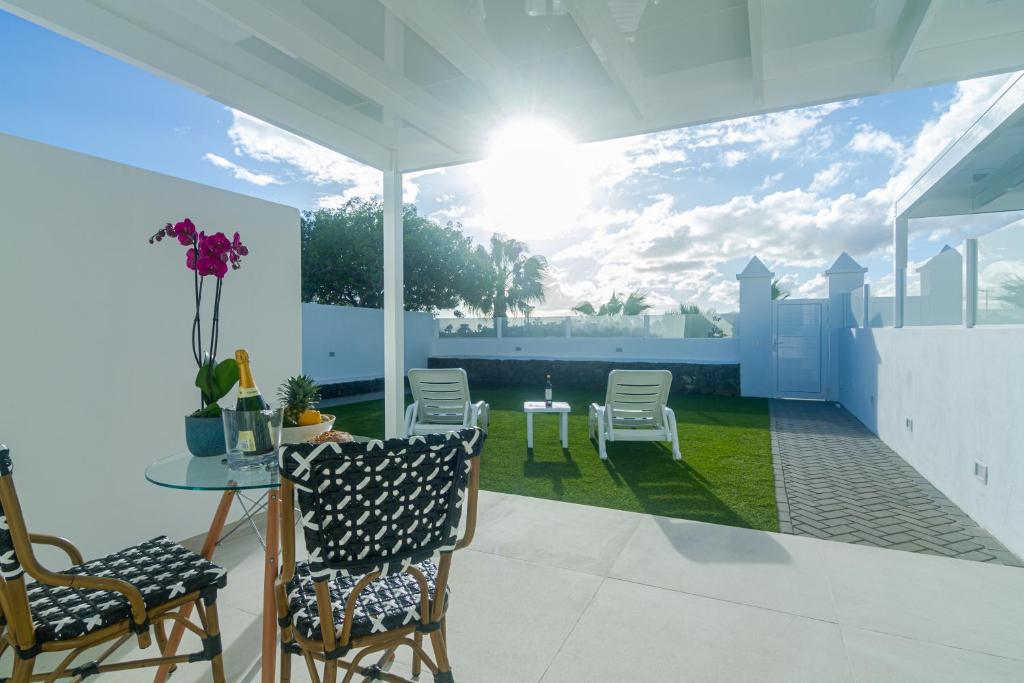 Rooms & Suites Princesa Leticia - Puerto del Carmen, Lanzarote - Near the Beach en Puerto del Carmen
