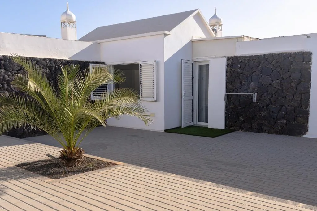 Villa de 2 dormitorios — Rooms & Suites Princesa Mercedes - Puerto del Carmen, Lanzarote - Near the Beach