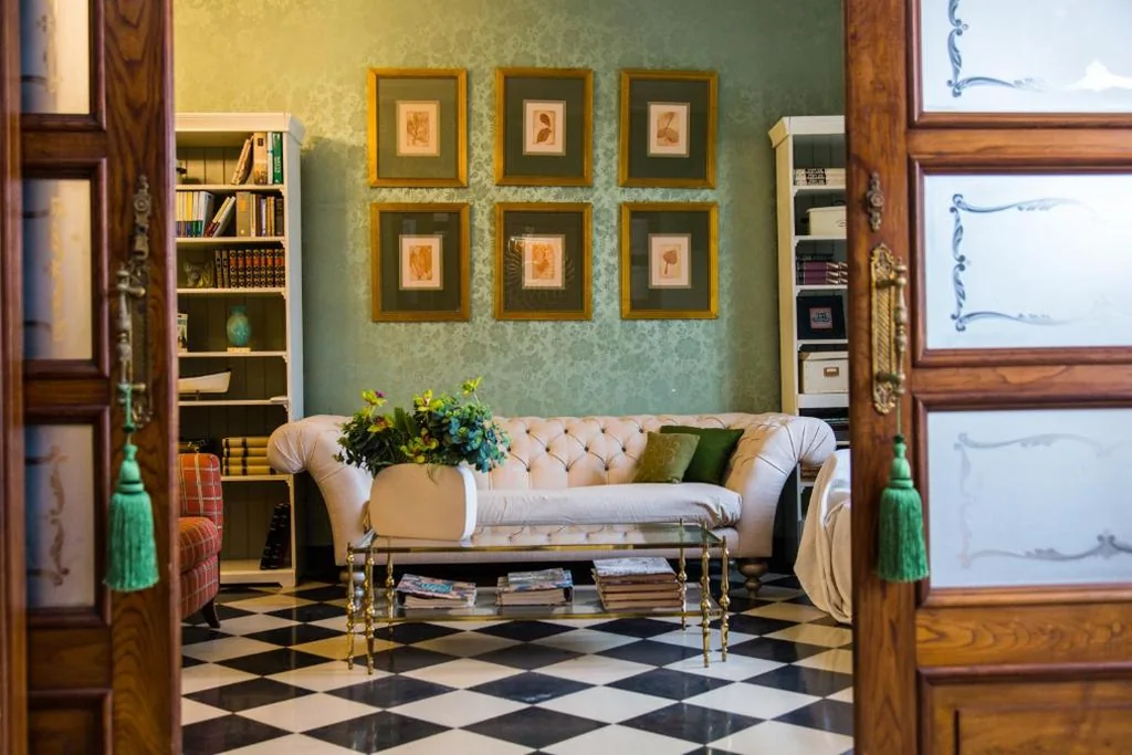 Casa — ROSALIAS,S HOUSE
