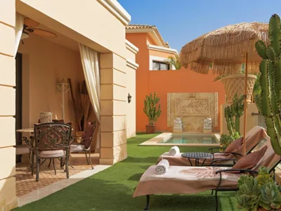 Royal Garden Villas, Luxury Hotel — 写真 8