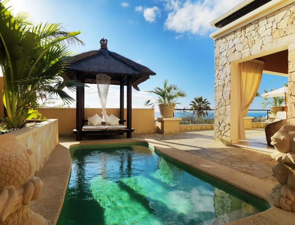 プライベートプール付きVilla Gran Duquesa — Royal Garden Villas, Luxury Hotel