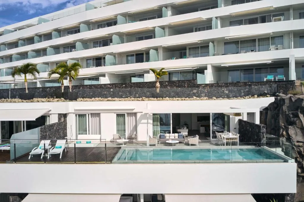 Villa de 2 dormitorios con piscina privada (2 adultos + 3 niños) — Royal Hideaway Corales Suites