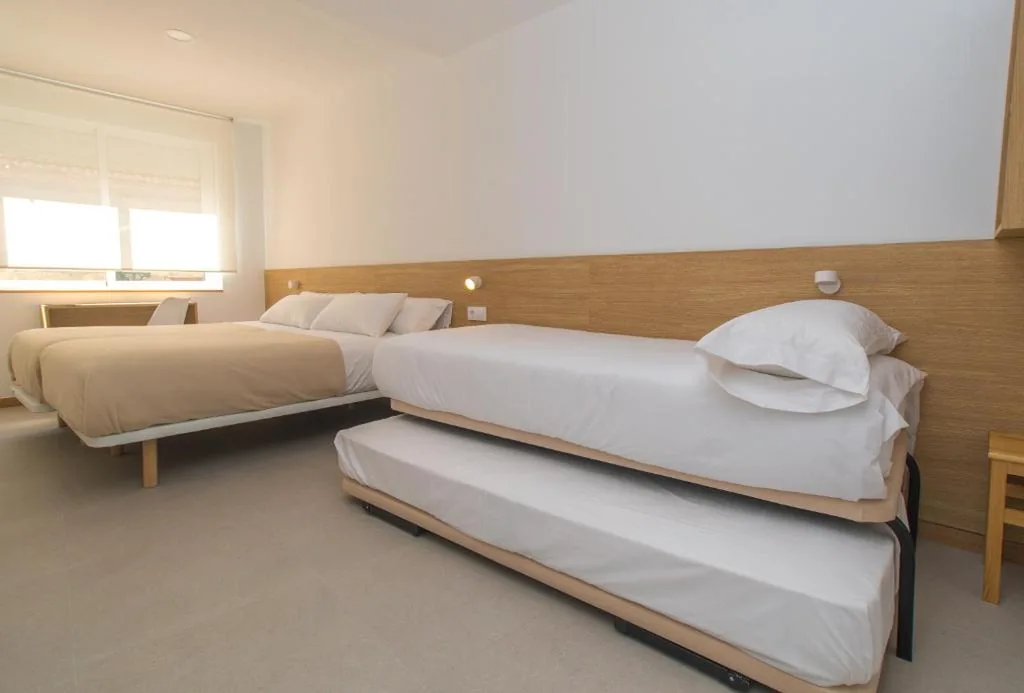 Habitación Familiar con baño privado — Rua do Medio