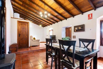 Rural house with traditional architecture S. XIX — 写真 4
