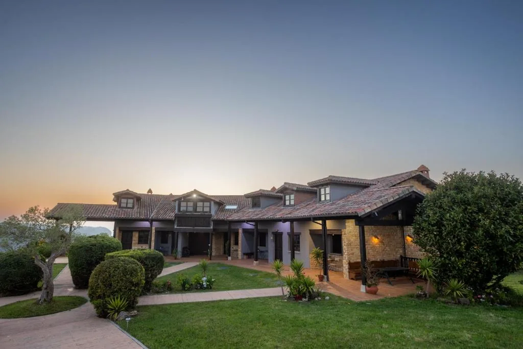 Villa de 2 dormitorios — Rural Villa with Sea Views