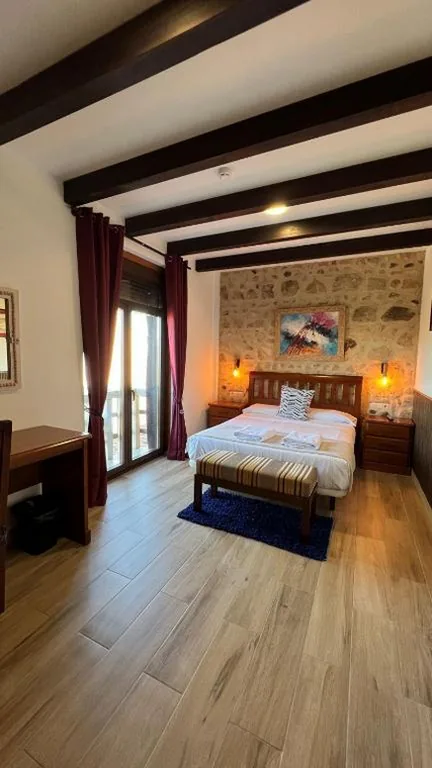 Chambre avec grand lit et vue sur la mer — Rústico Prado da Viña