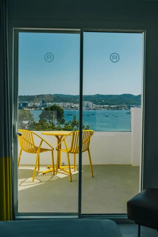 Estudio con vistas al mar — Ryans Lolas Ibiza - Adults Only