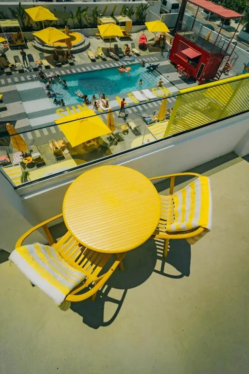 Estudio Superior con vistas a la piscina — Ryans Lolas Ibiza - Adults Only