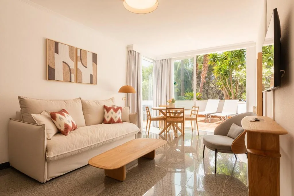 Premium Terrace Suite. — S'Argamassa Boutique Hotel