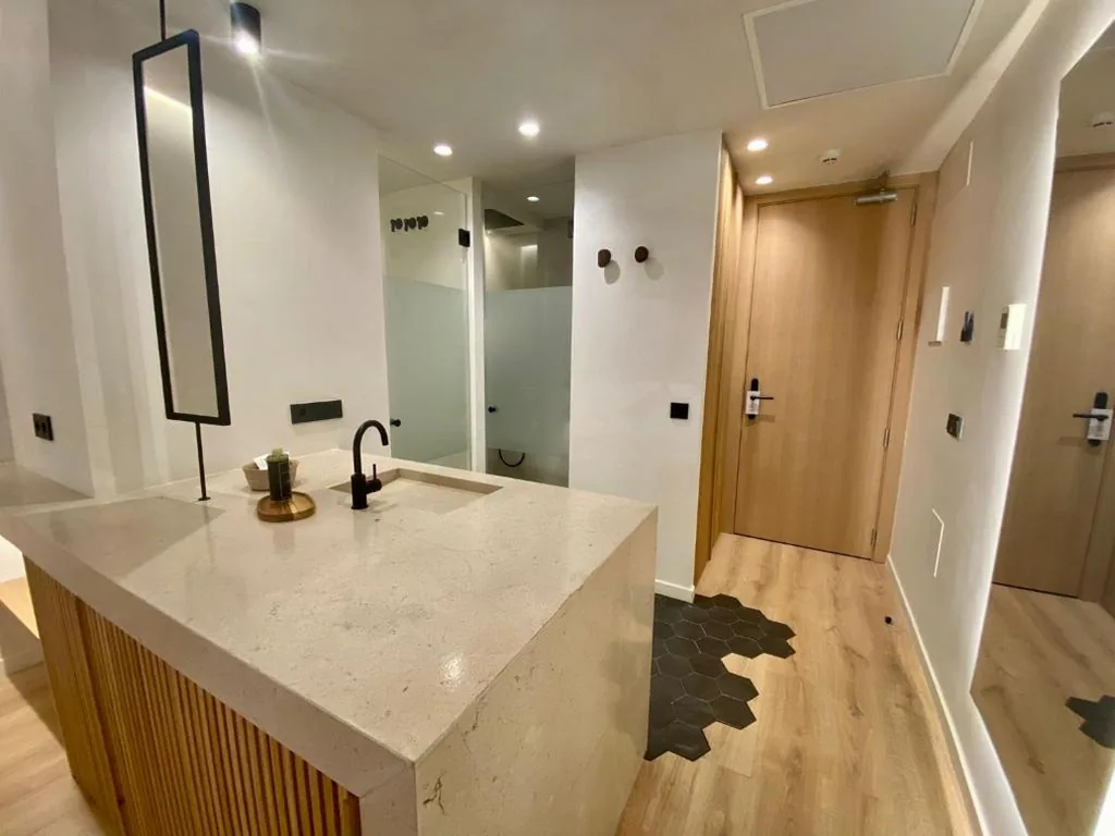 Standaardtweepersoonskamer - 1 of 2 bedden — S´Estancia Suites