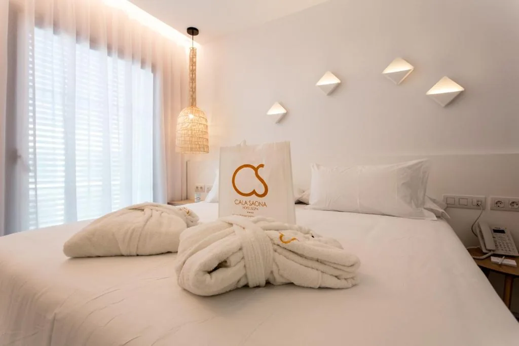 Suite Junior - Planta Baja — Sa Pedrera Suites & Spa