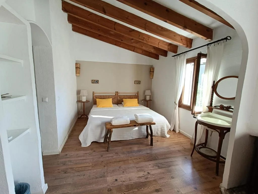 Superior-Doppelzimmer mit Gartenblick – 2 Betten — Sa Plana Petit Hotel