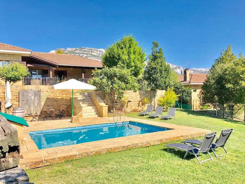 Maison — Sagasti-Enea Villa con Piscina y Tenis en la Rioja