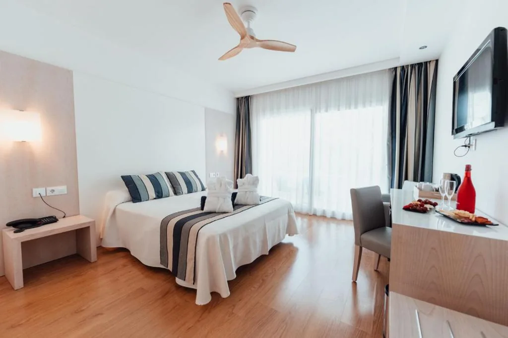 Double Room - 1 or 2 Beds — Sagitario Playa