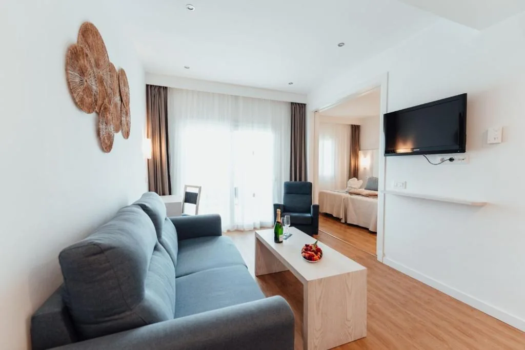 Suite Junior — Sagitario Princesa Playa