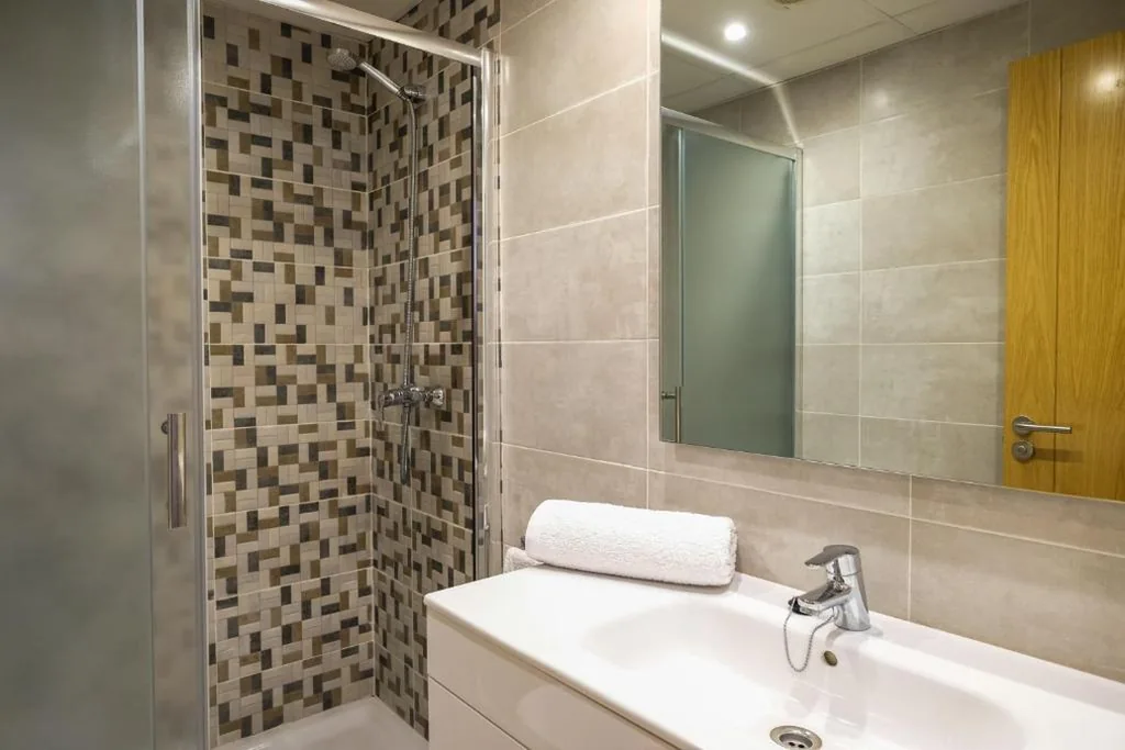 Apartment mit 2 Schlafzimmern ohne Klimaanlage und Heizung — Sal Mar Suites