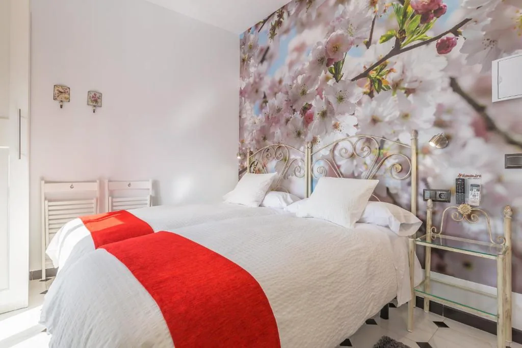 Quarto Duplo com Varanda — Salamandra Plaza