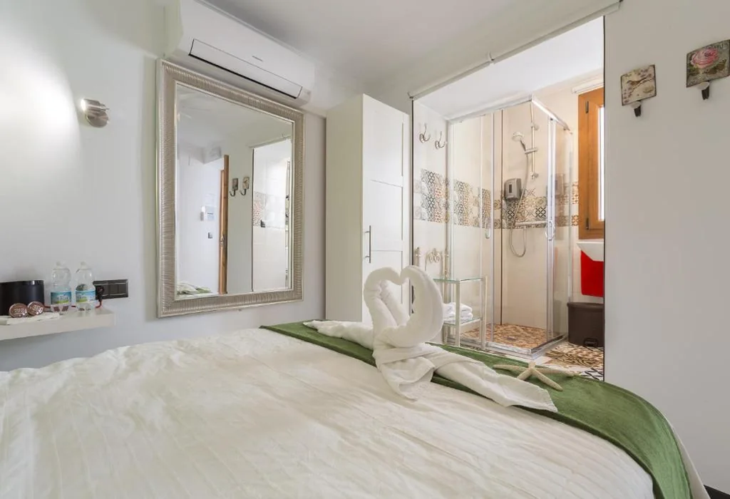 Quarto Duplo — Salamandra Plaza