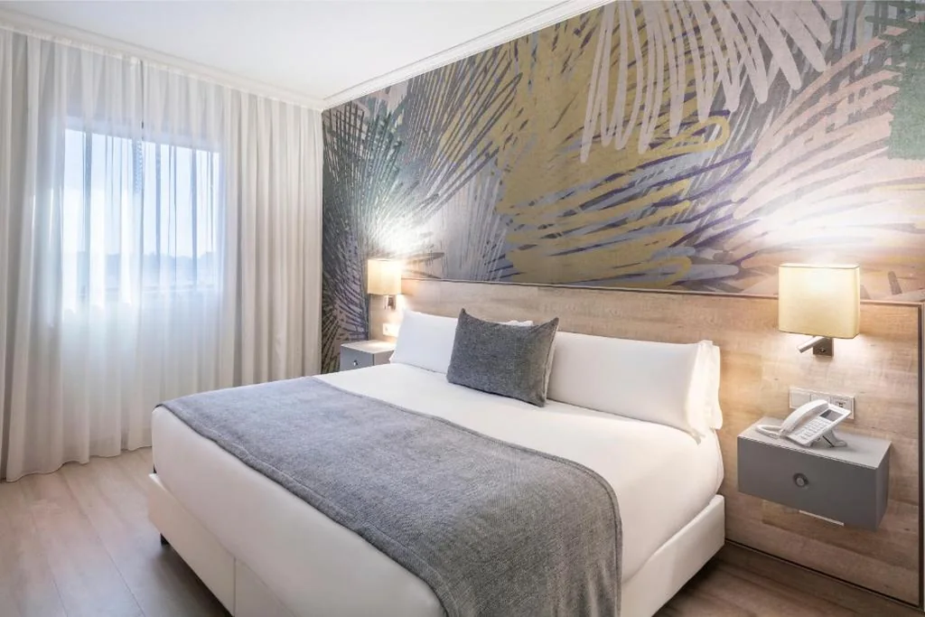 Double Room with Parking — Salles Ciutat del Prat Barcelona Airport