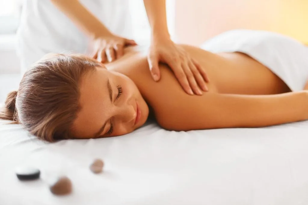 Camera Deluxe con sessione di massaggio e accesso alla spa — Salles Hotels Marina Portals