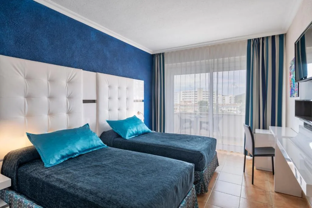 Pacchetto ciclisti - Camera Deluxe con accesso alla spa — Salles Hotels Marina Portals