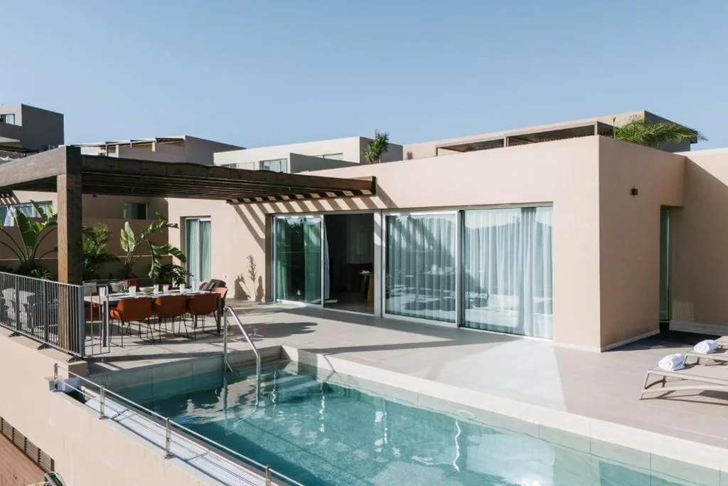 Villa Deluxe — Salobre Homes