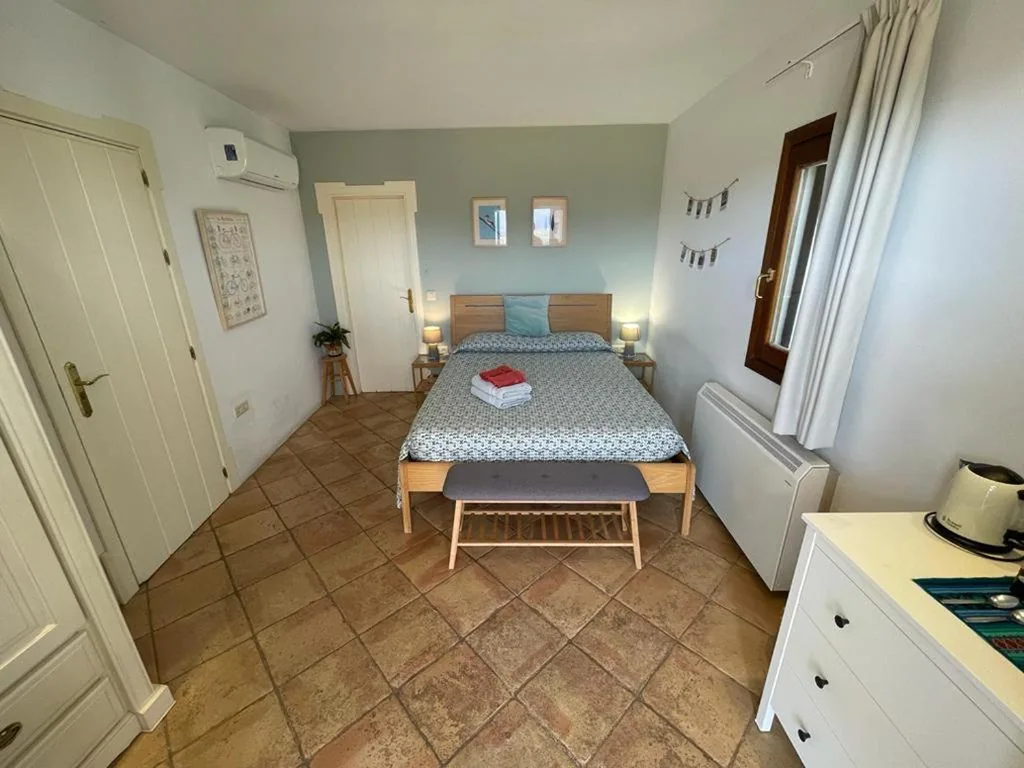 Deluxe-Doppelzimmer mit privater Terrasse und Bergblick — Salvatierra Guest House
