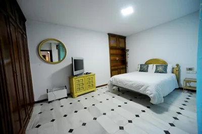 San Basilio´s Red House — foto 2