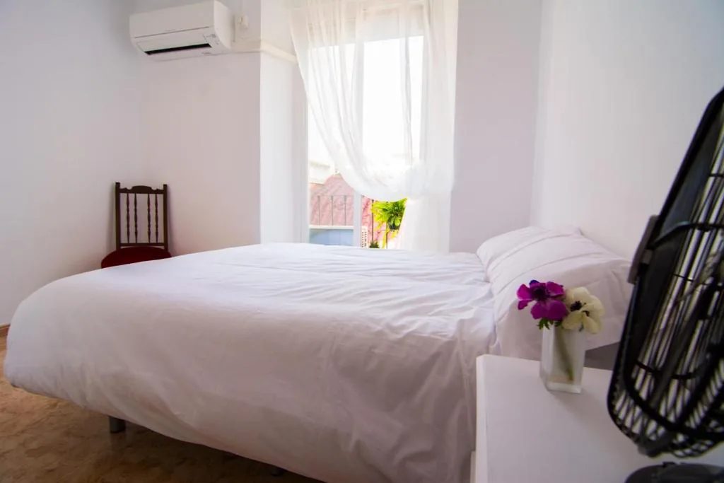 Tweepersoonskamer met eigen badkamer — San José Guest House