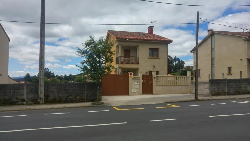 Casa com 4 quartos — Sandino 32