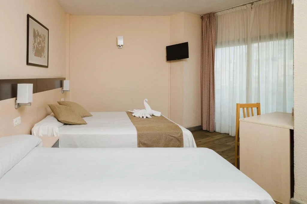 Triple Room (3 Adults) — Sandos Griego